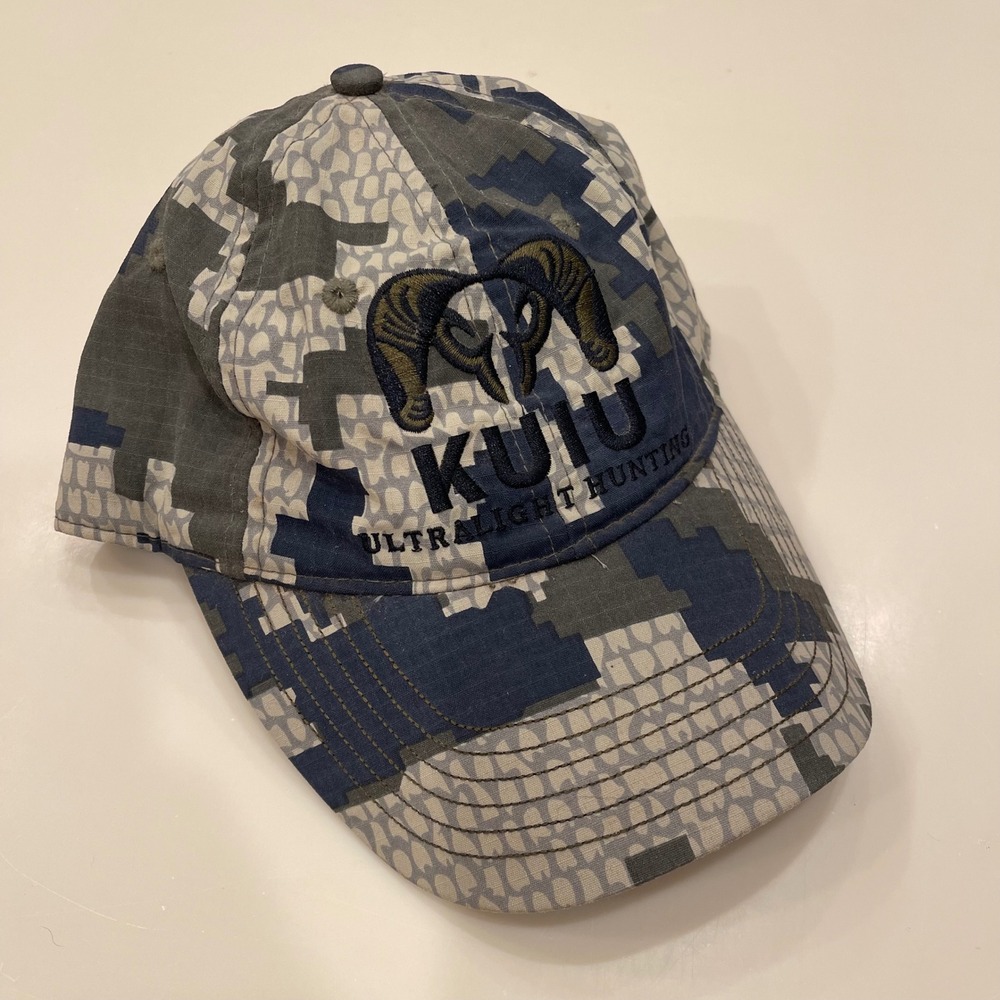 KUIU Ultralight Hunting Hat Verde Camo Digital Camouflage Adjustable Ram Logo